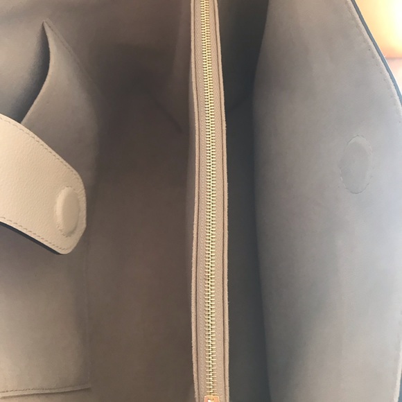 LOUIS VUITTON N40135 Riverside Handbag - Picture 5 of 8